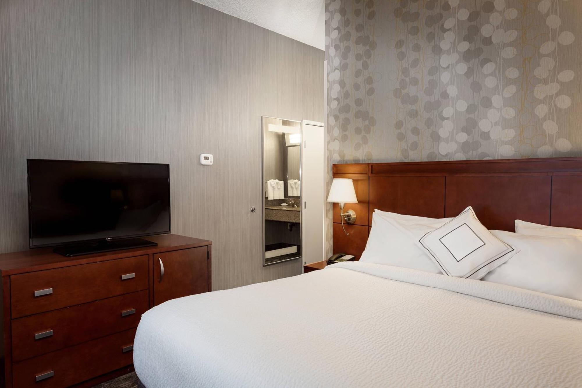 Hotel Courtyard By Marriott Stockton Exteriér fotografie